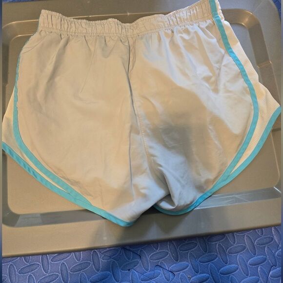 Nike Women's Dri-fit Tempo Shorts Size Small Gray And Blue - Picture 2 of 3